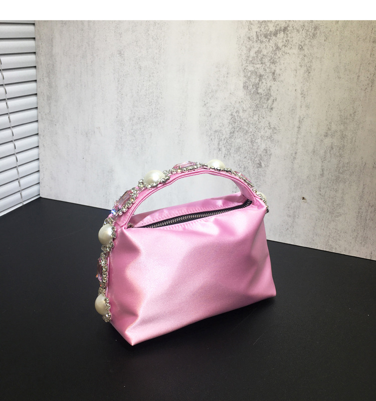 Frau Klein Polyester Einfarbig Klassischer Stil Quadrat Reißverschluss Handtasche display picture 4