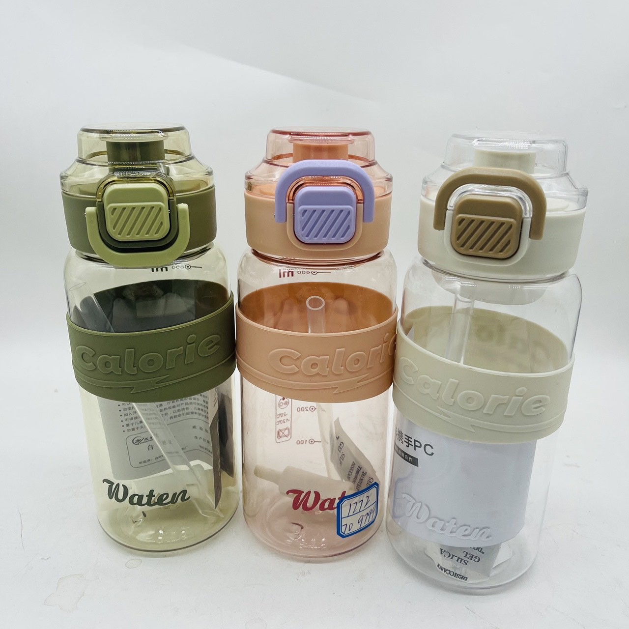 Chengfeng taza de plástico taza de agua de mano taza de plástico espacio taza deportiva al aire libre 800ml capacidad taza de plástico calibración hervidor