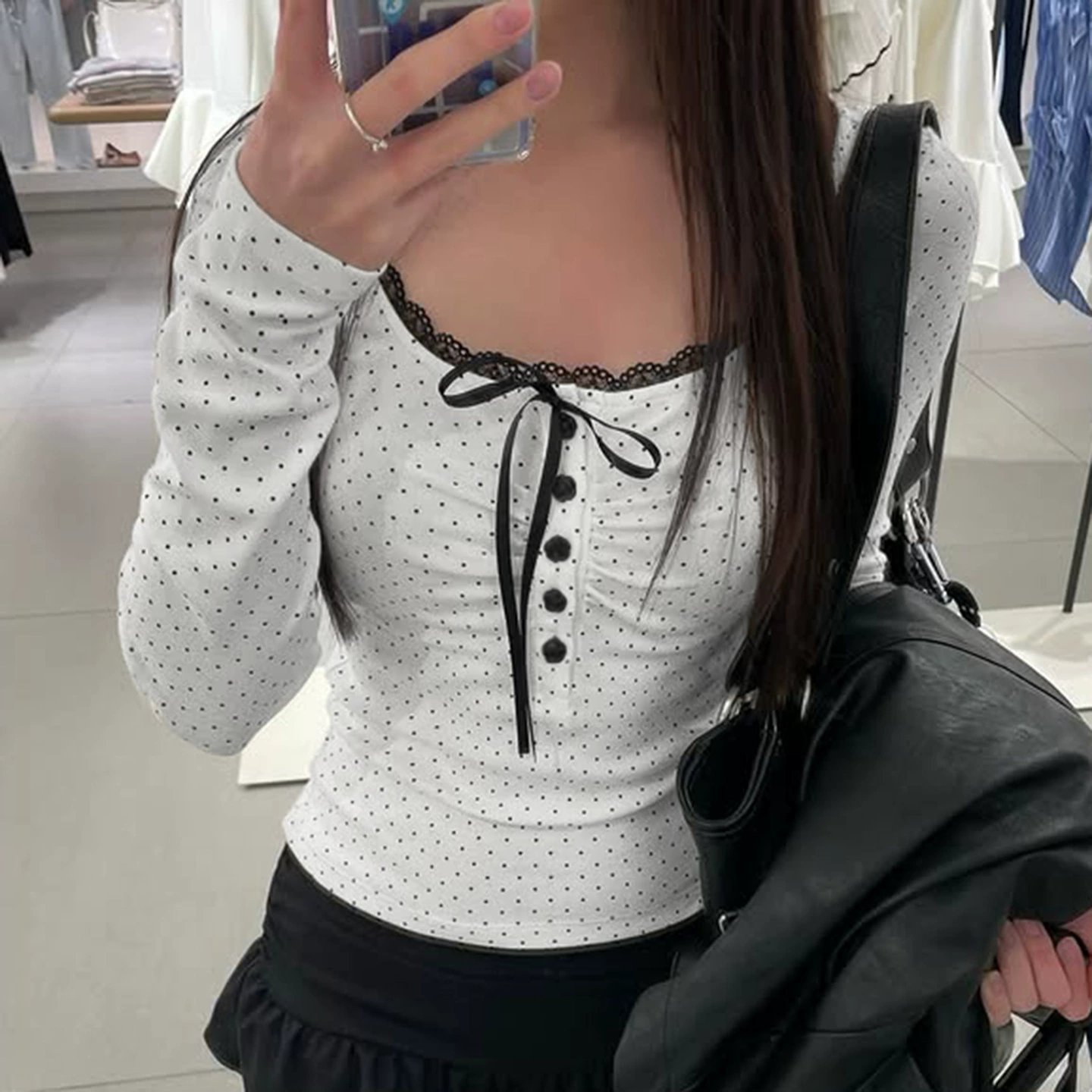 Корейский стиль, топ с пуговицами и шнуровкой, бантом, для девочек, молодежный стиль, кружевной топ с длинным рукавом, комбинированный, в горошек