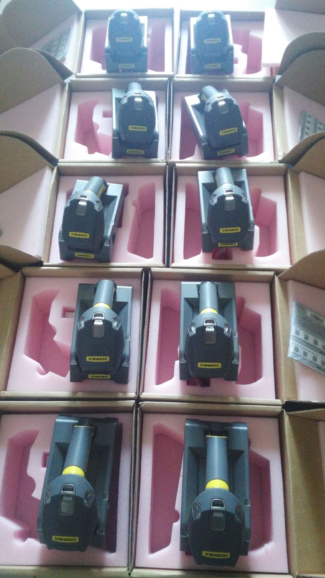 供应美国康耐视cognex DMR8600-0400无线蓝牙扫描枪，带底座