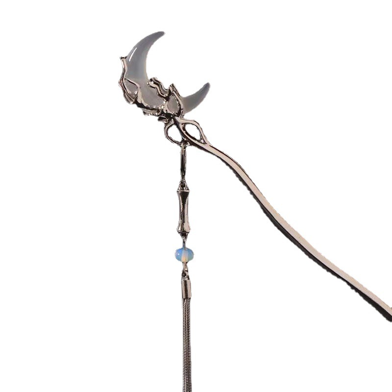 Chinese hairpin with tassels