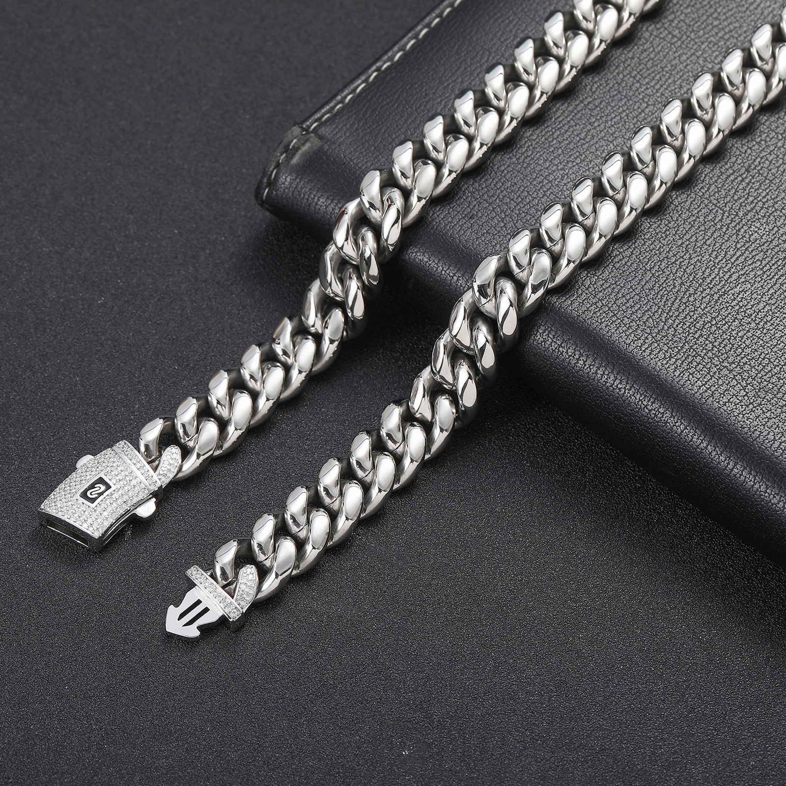 Acero Inoxidable 304 Cobre Chapado En Oro De 14 Quilates. Casual Estilo Simple Enchapado Embutido Geométrico Circón Pulsera Collar display picture 23