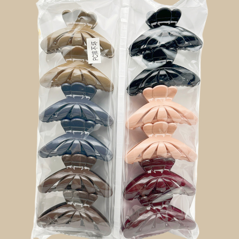 Pearl twist hair clip with plastic embellishment women's Korean side clip Korean style individually packaged pastoral two-yuan store accessories