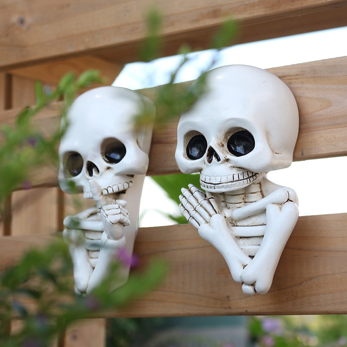  New Gothic Adhesive Skull Frame Ornaments Dwarf Skull Halloween Decorative Crafts Now