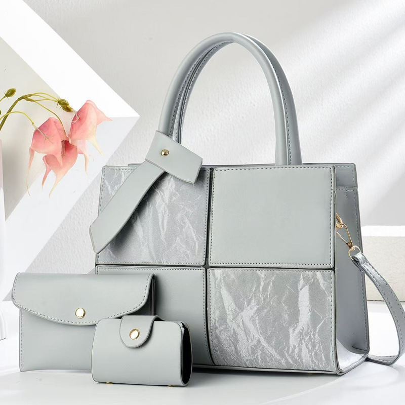 Bolsa de mujer combinada de tres piezas 2025, nueva bolsa de mano de mujer de empalme, bolsa de hombro de gran capacidad para viajar