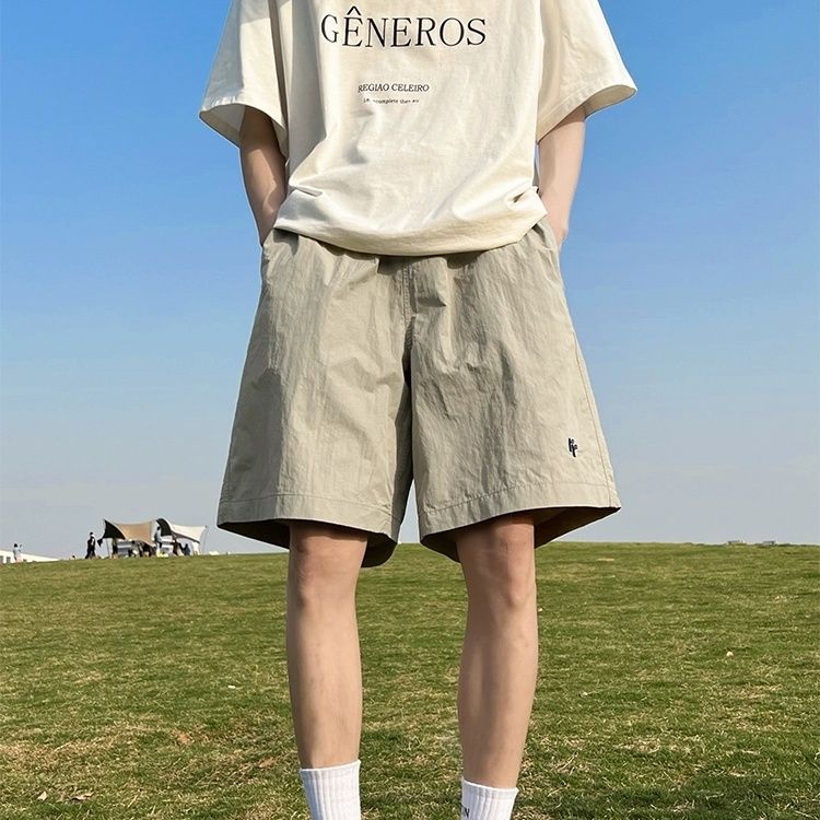 회색