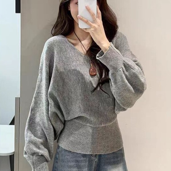 Waist-Cinching Slimming Thick Sweater, New Autumn and Winter Style, Tie-Up Top, Round Neck, Christmas Korean V-Neck Batwing Sweater, Knitted for Women