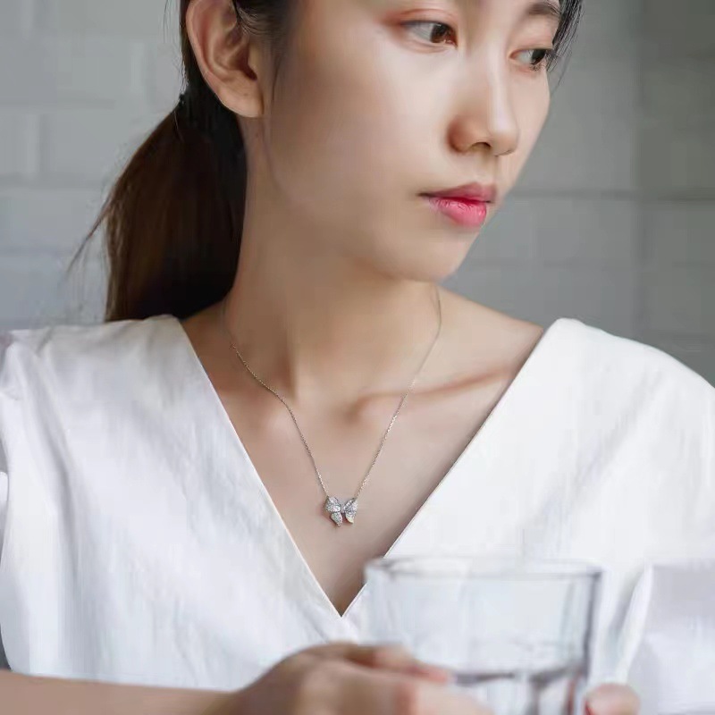 Fashion Bow Knot Copper Inlay Zircon Necklace 1 Piece