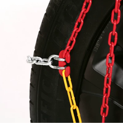 Car tire winter travel: Tire snow chain