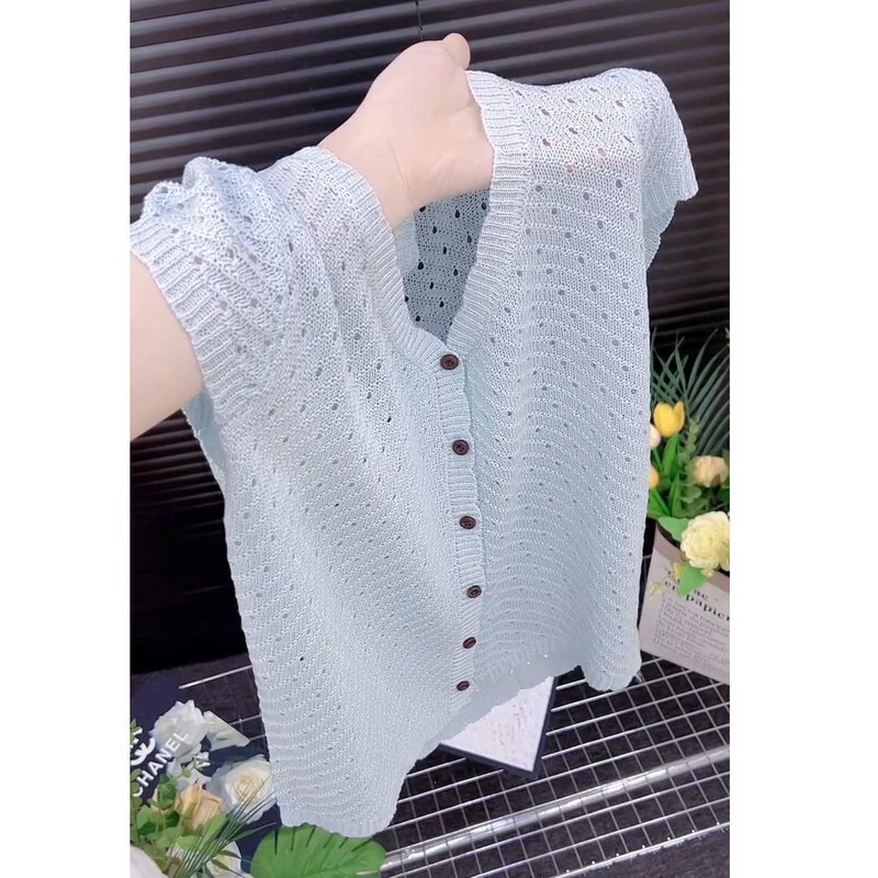 2026 Summer New Style Lazy Style Women's Large Size Loose Versatile Collared Short-Sleeved Cardigan Light Blue Coffee Color 2026 Summer New Style Lazy Style Women's Large Size Loose Versatile Collared Short-Sleeved Cardigan Light Blue Coffee Color