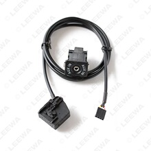 ���ô��ڰµ�MFD2 RNS2 ����˹�´�3.5mm AUX��Ƶ��ת����AUX����