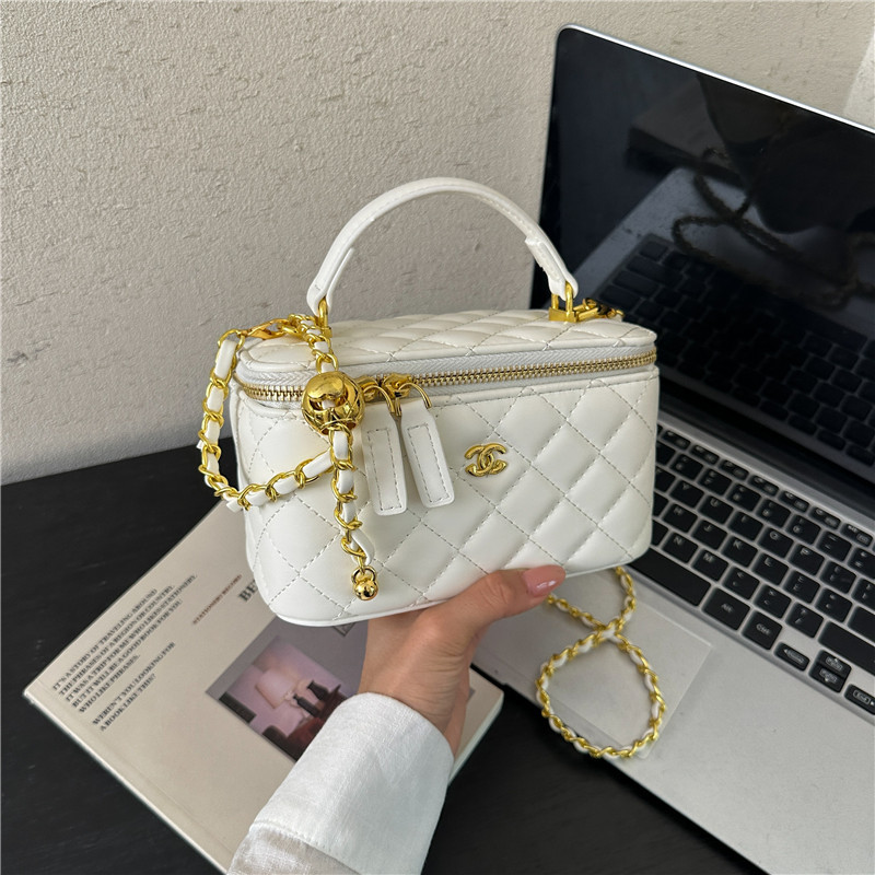 Cross-Border Chanel-Style Handbag for Women, Fashionable Versatile Shoulder Box Small Square Bag, High-End Quilted Chain Crossbody Bag
