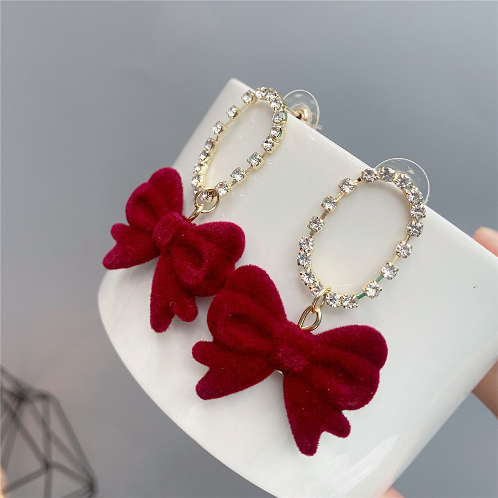 Red Velvet Bow Earrings  New Autumn And Winter Earrings display picture 1