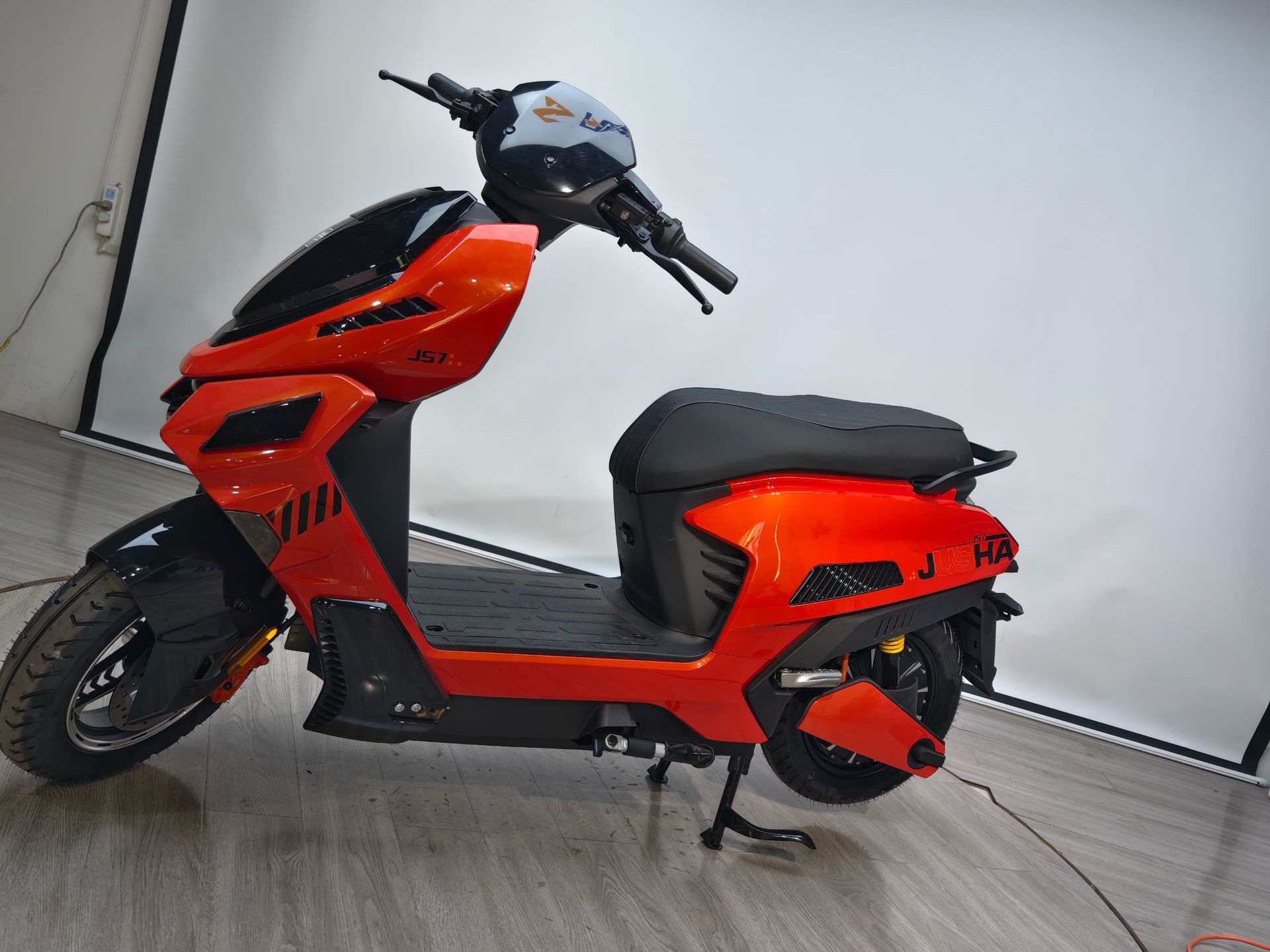 72V High-Performance Electric Motorcycle Scooter