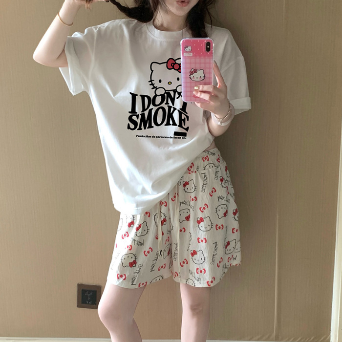 Dibujos animados Hellokitty pijamas estampados mujer 2025 nuevo verano algodón de manga corta pantalones cortos traje de servicio a domicilio