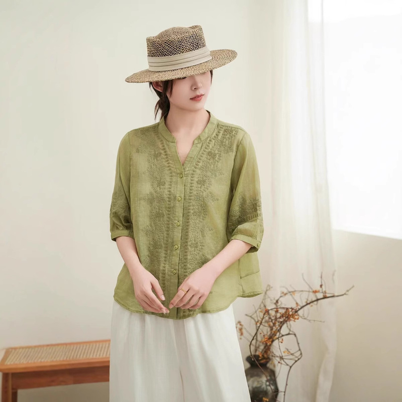 2025 Summer Artistic V-Neck Elegant Loose Ramie Slimming Shirt Five-Sleeve Single-breasted Elegant Small Shirt for Women