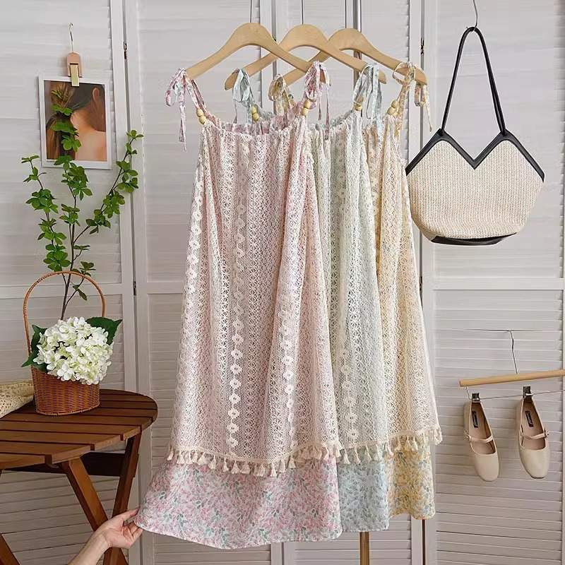 Petite Seaside Vacation Style Spaghetti Strap Dress for Women, Early Spring Design with Floral Patchwork, Sweet Long Dress