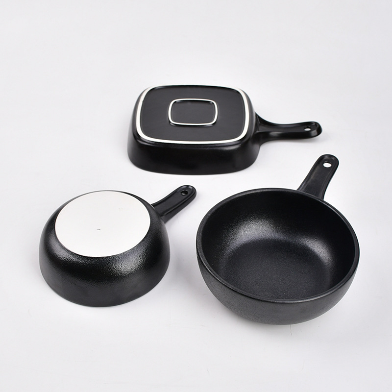 Placa de cerámica japonesa con mango Placa de horneado negro redondeada cuadrada Placa de horneado negro de 6 pulgadas Placa de 7 pulgadas Placa de 8 pulgadas