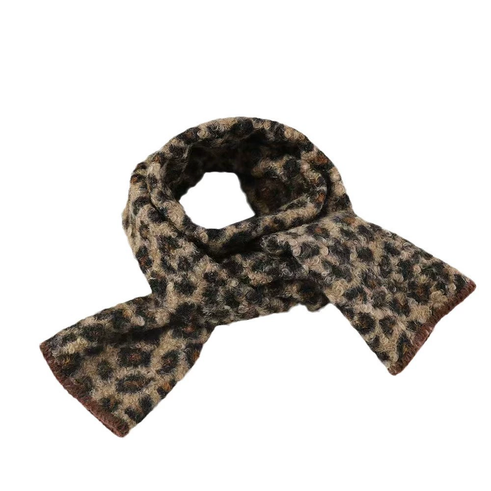 Curly lamb‑wool leopard scarf, demi‑season, European style, lightweight 0.2 kg