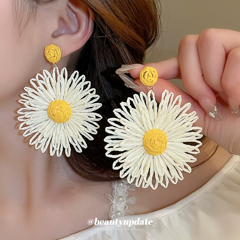 Retro fresh woven universal earrings solar-powered, boho style