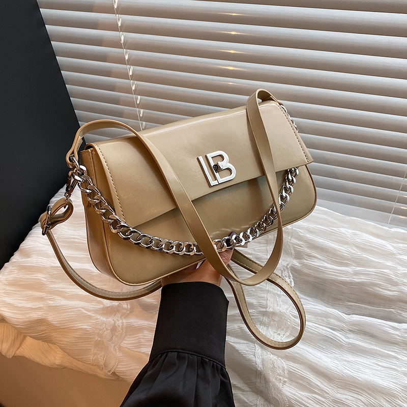 Bolso de axila de moda transfronteriza para mujer 2025 nuevo estilo de alta gama bolso de viaje simple bolso de mensajero de hombro salvaje al por mayor