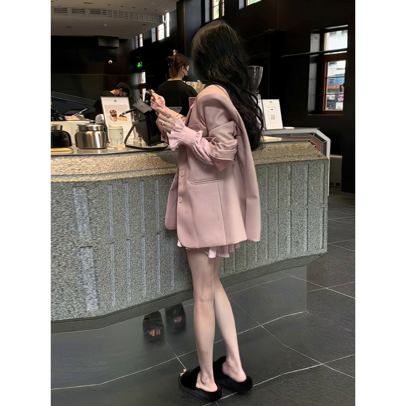 Pink blazer for women, new spring and autumn design, casual style with subtle shoulder pads