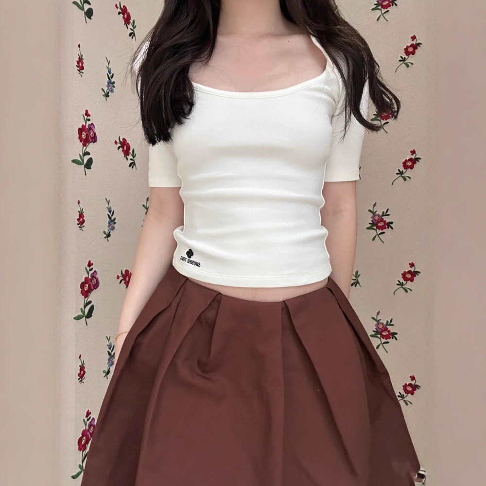 现货【短美少女】插肩U领修身T恤