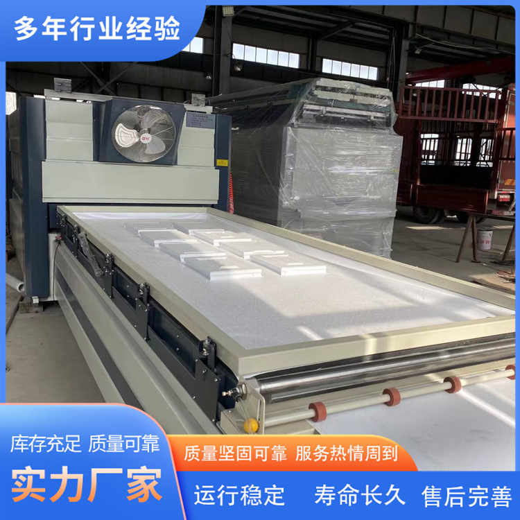 烤漆门真空覆膜机 手拉侧出台真空覆膜机 木饰面板异型真空吸塑机
