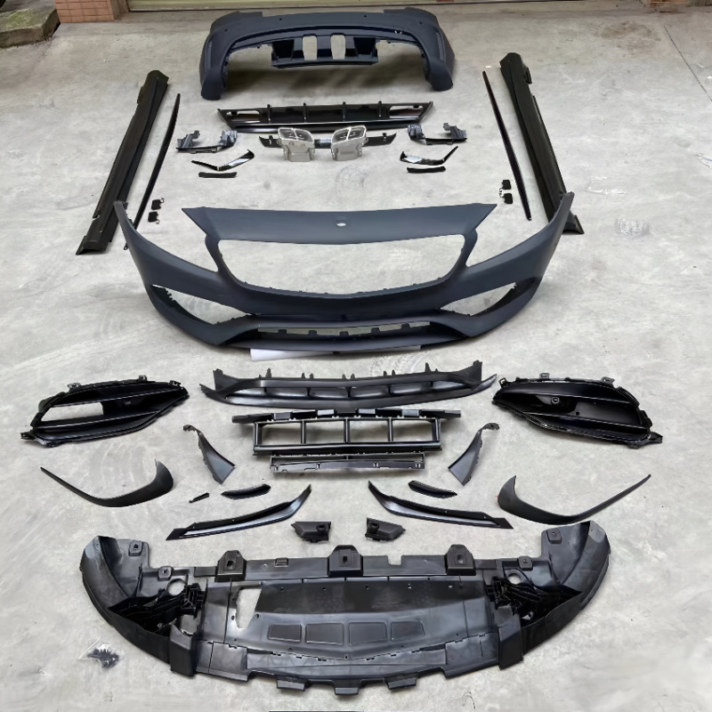 适用奔驰A级W176 Body Kit for Mercedes-Benz A-Class W176 A180 A200 A260 to A45 AMG (Big Surrounded) - full-a45-amg-body-kit-for-2013-2018-models