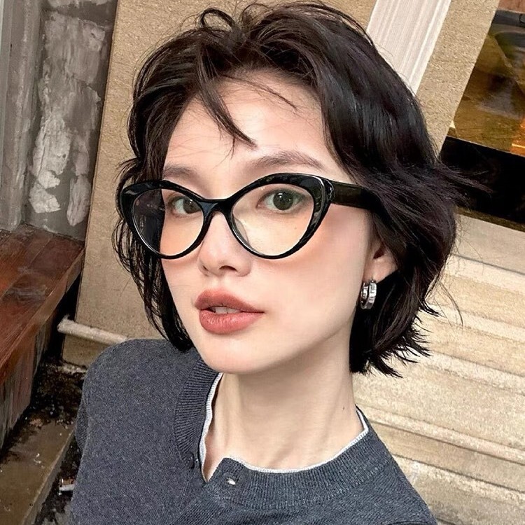 Temperament Japanese Style Cat-Eye Retro Black-Framed Glasses for Women with High Sense and No Makeup, Anti-Blue Light Myopia Glasses Frames Can Be Matched with Degrees