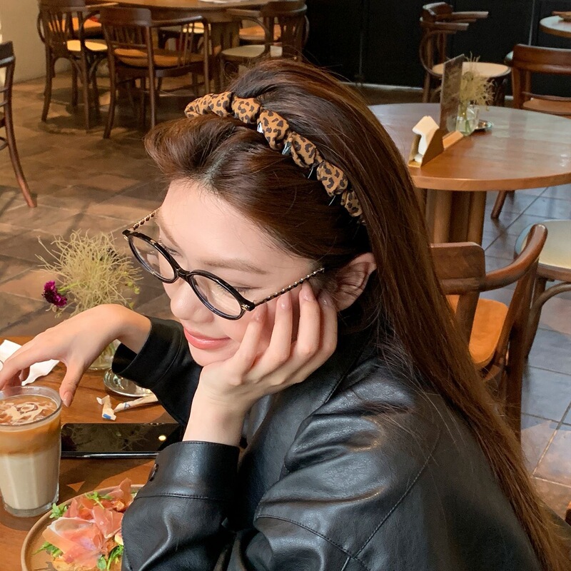 复古美拉德时尚豹纹发箍女2025新款高级感带齿防滑高颅顶百搭头箍|undefined