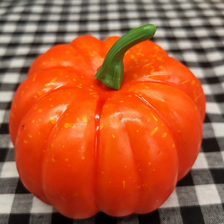 大かぼちゃのクリスマスの収穫祭の装飾品のクロスボーダーの商品の供給源のシミュレーションの野菜の模型の撮影の道具の卸売り|undefined