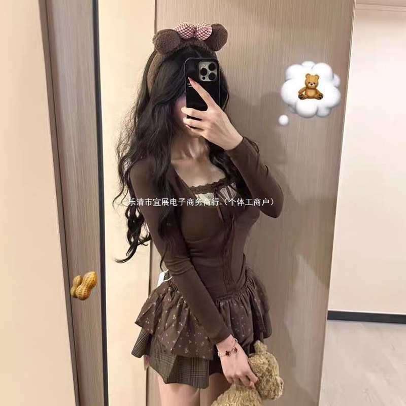 甜辣妹复古方领修身长袖恤上衣减龄蓬蓬蛋糕半身裙秋季两件套女|undefined
