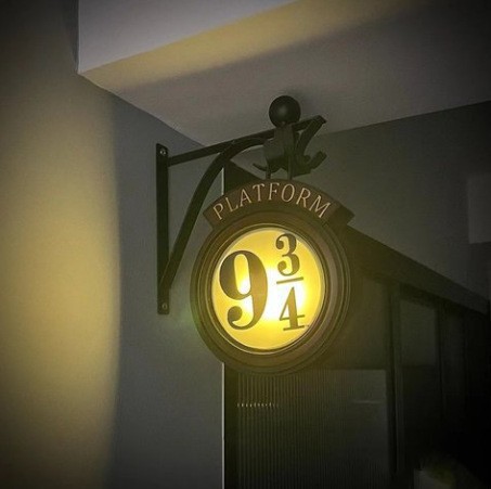 Harry Potter Hanging 9 3/4Night Light de doble cara