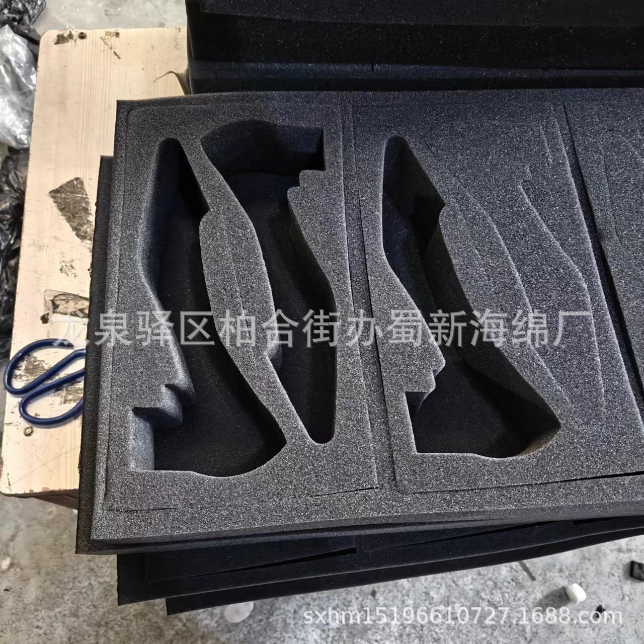 厂家供应黑色高密度海绵成型/鞋子缓冲包装泡沫