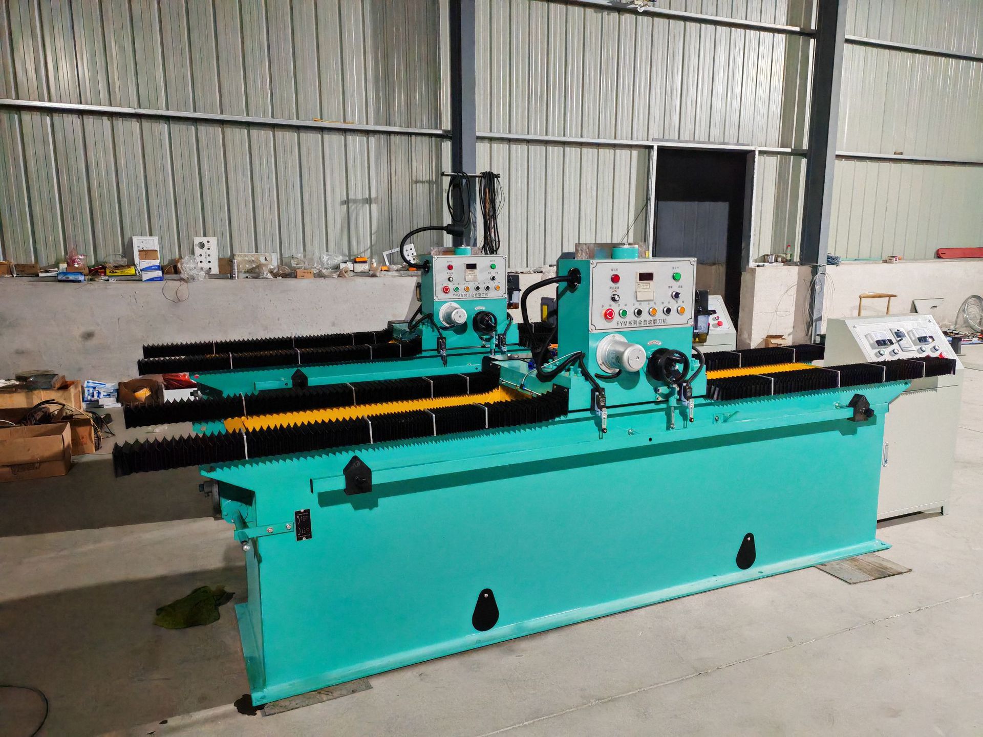 端面磨刀机先进技术研发生产飞跃磨刀机专用削片机刀磨锋