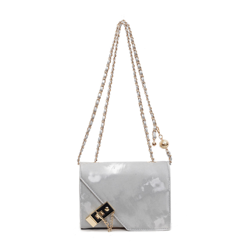 Bolso de tendencia transfronteriza de cadenas pequeñas mujeres otoño / invierno 2025 nuevo estilo universal bolso de hombro casual alta sensación de mochila