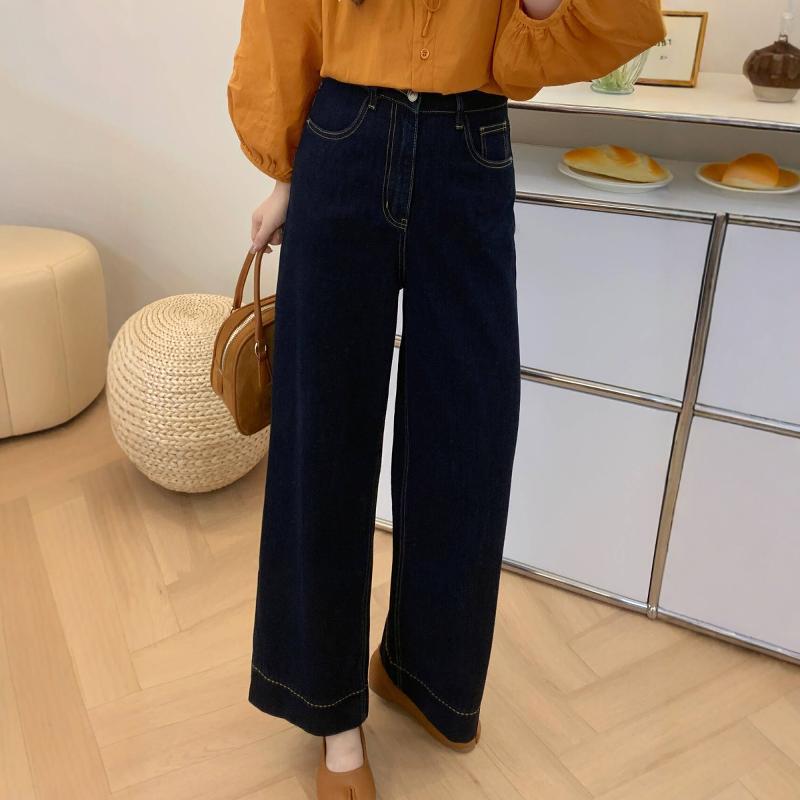 Spring and Autumn New dark blue Straight Leg Jeans Women's plus size chubby girl Pear-Shaped Body Slimming Loose Wide Leg Trendy Pants Spring and Autumn New dark blue Straight Leg Jeans Women's plus size chubby girl Pear-Shaped Body Slimming Loose Wide Leg Trendy Pants