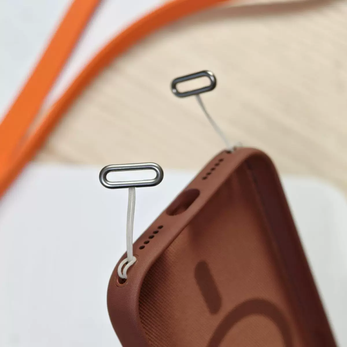 锌合金压铸源头工厂挂绳扣适用于苹果挂绳配件五金件合金挂扣新款