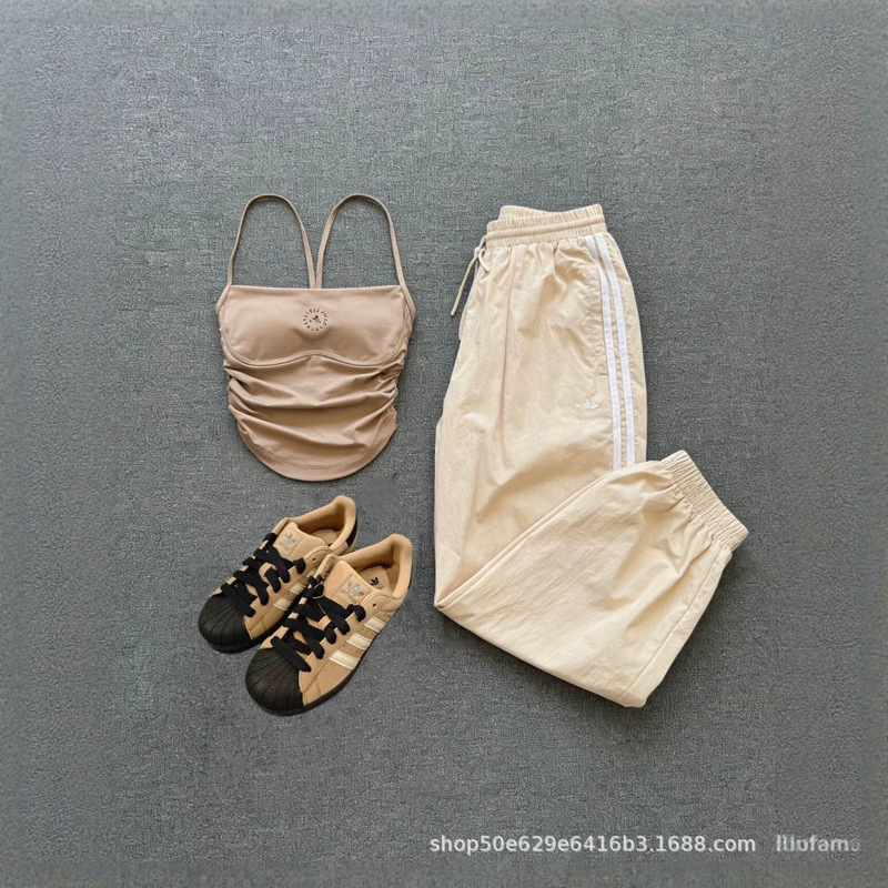 Song Yuqi's Same Style Slim-Fit Tank Top for Women, New Summer Beige Sports-Style Set, Casual Versatile Fashion Song Yuqi's Same Style Slim-Fit Tank Top for Women, New Summer Beige Sports-Style Set, Casual Versatile Fashion