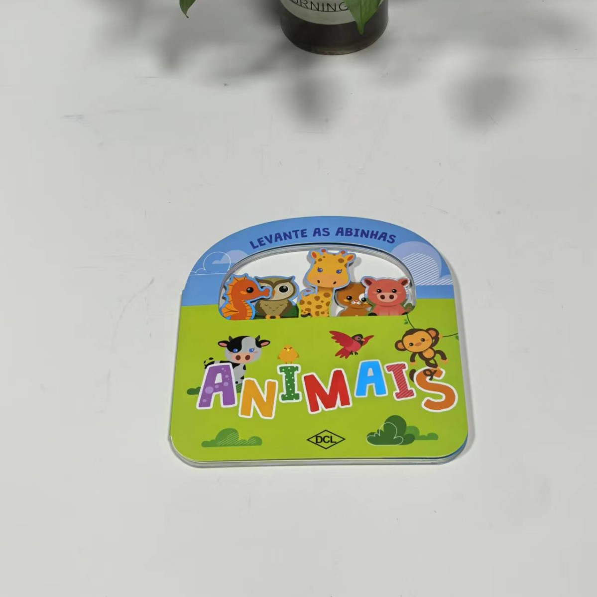 源头工厂加工异形阶梯揭页儿童硬纸板书生产外贸少儿手挽翻翻书