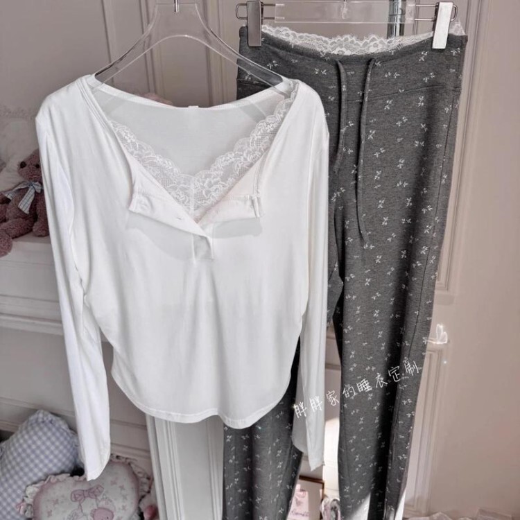 New Spring and Autumn Slim-Fit Modal Loose-Fitting Camisole with Long Sleeves, Suitable for Home Wear and Can Be Worn Outside New Spring and Autumn Slim-Fit Modal Loose-Fitting Camisole with Long Sleeves, Suitable for Home Wear and Can Be Worn Outside