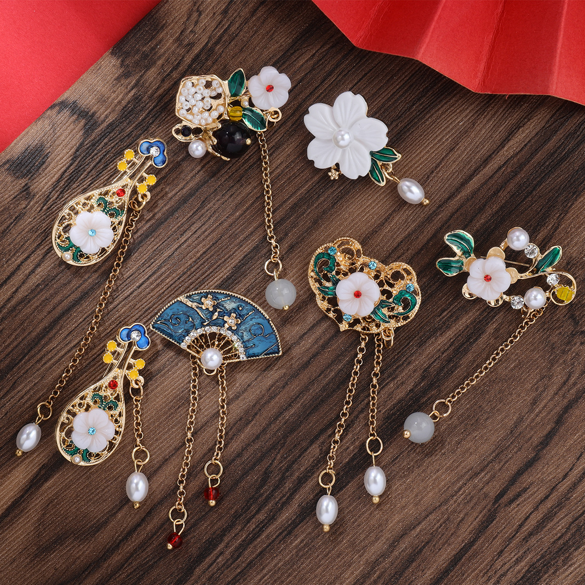 Chinese Style Brooch Women's Retro High-end Sense Corsage Elegant Tassel Pin Plum Orchid Bamboo Chrysanthemum Hanfu Cheongsam Accessories