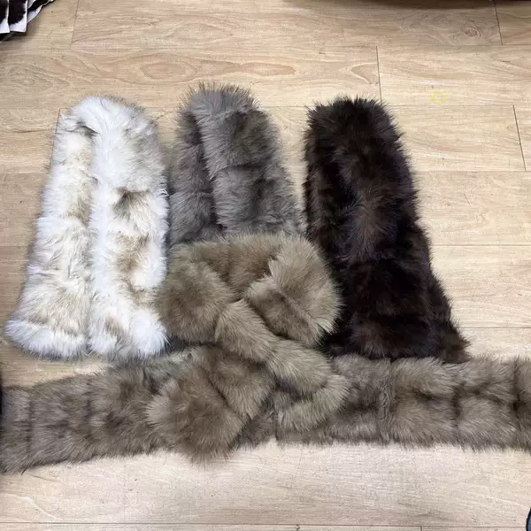 Imitation sable fur scarf, thickened for winter warmth, women's style, crisscross design, imitation sable fur scarf