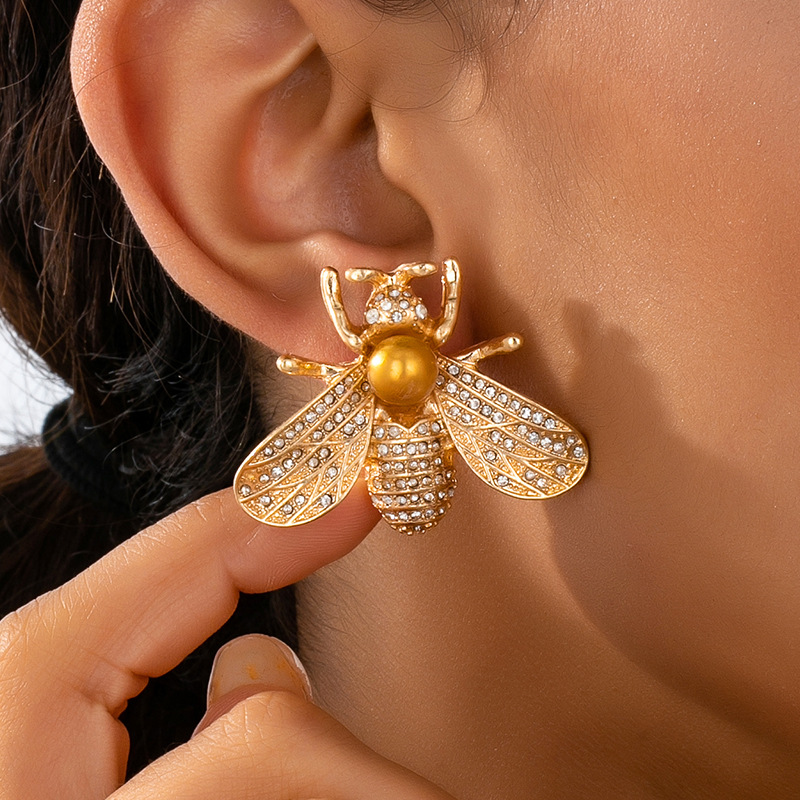Fashionable geometric design earrings pearl