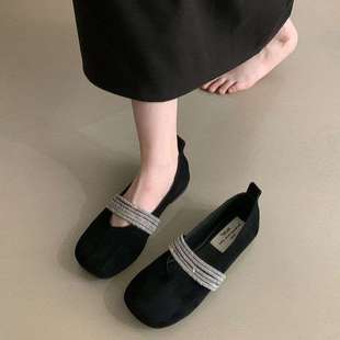 Retro Rhinestone Flat Shoes for Women 2025 Spring and Summer New Style Matchinging Skirt French Mary Jane Scoop Shoes