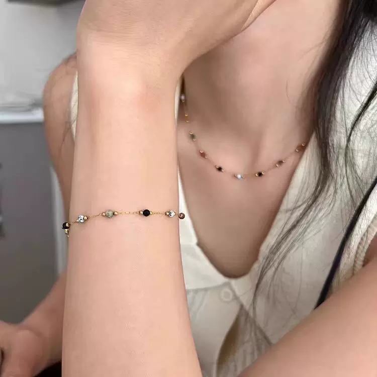 彩色天然石拼接项链女简约大气小众设计高级感时尚百搭锁骨链批发