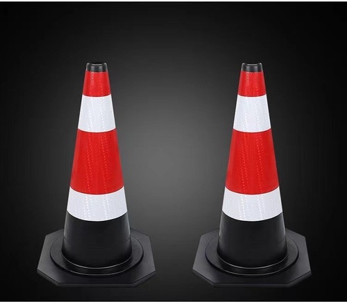 Rubber traffic cone 60cm reflective traffic barrier cone square cone ice cream cone conical bucket warning column construction safety cone conical cone