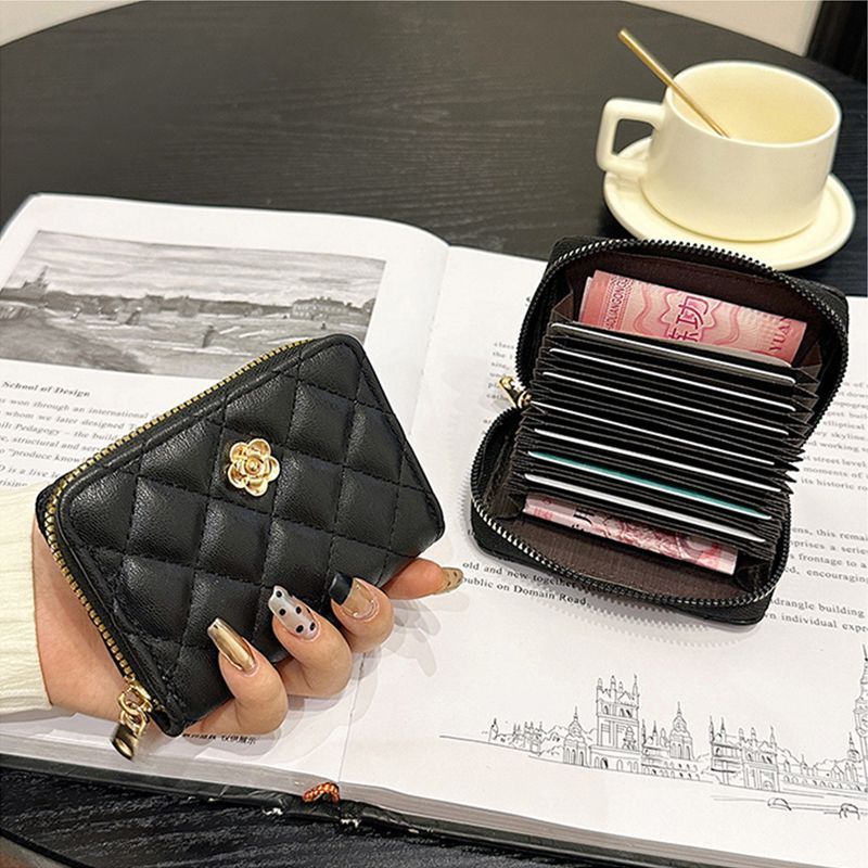 Lingerie bolsa de tarjetas para mujeres compacta y exquisita de alta calidad 2025 nuevo anti-magnetizado multi-tarjeta certificados de tarjetas bancarias bolsa de cambio