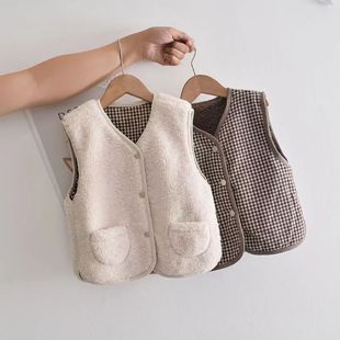 Korean version of the new ~ children's vest autumn and winter plaid two-sided baby plush vest soft warm fashion handsome